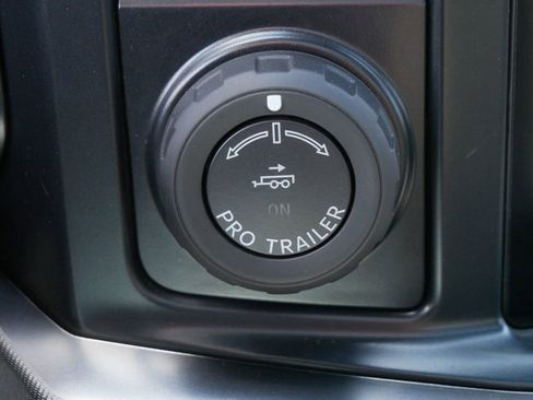 Used 2023 Ford F350 Platinum AWD/4WD image 24