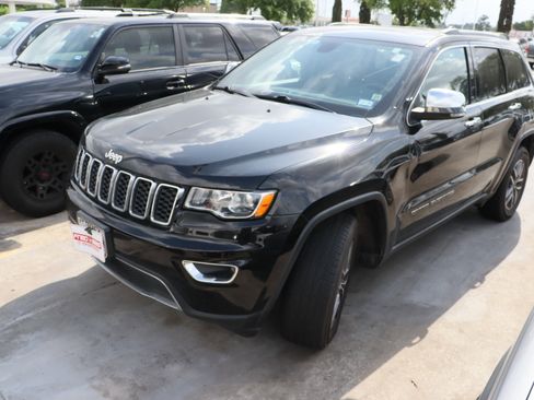 Used 2020 Jeep Grand Cherokee Limited image 4
