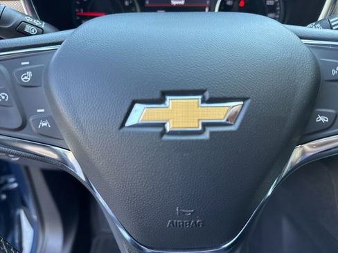 Used 2024 Chevrolet Equinox Premier image 13