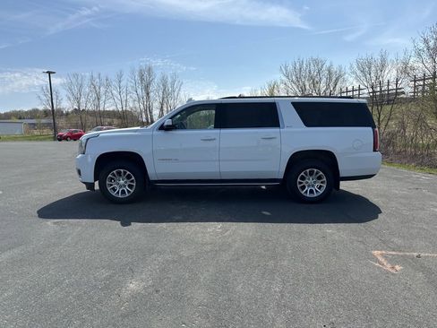 Used 2019 GMC Yukon XL SLT w/ Open Road Package AWD/4WD image 4