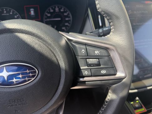 Used 2024 Subaru Outback Premium AWD/4WD image 19