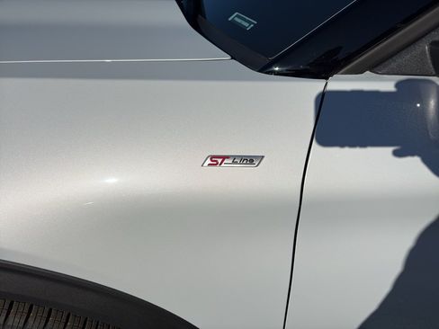 New 2026 Ford Explorer ST-Line w/ ST-Line Street Pack AWD/4WD image 9