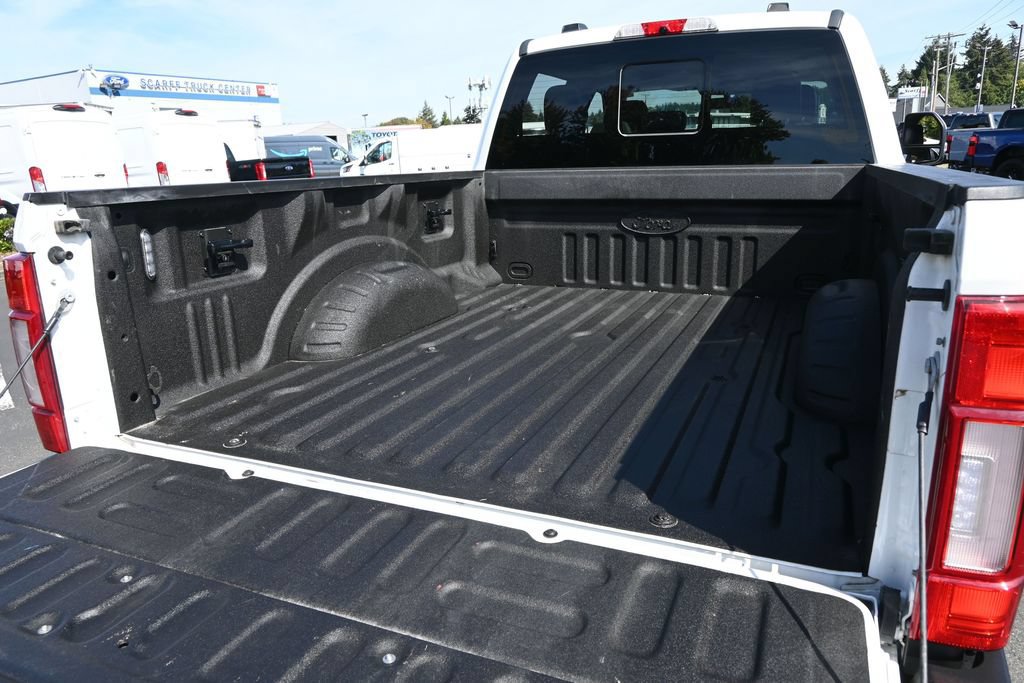 Used 2022 Ford F350 Limited w/ FX4 Off-Road Package AWD/4WD image 34