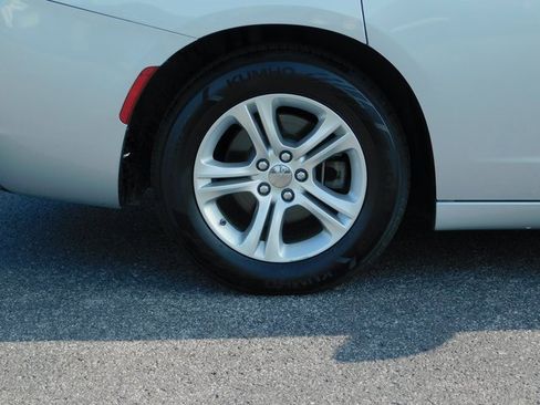 Used 2023 Dodge Charger SXT image 11