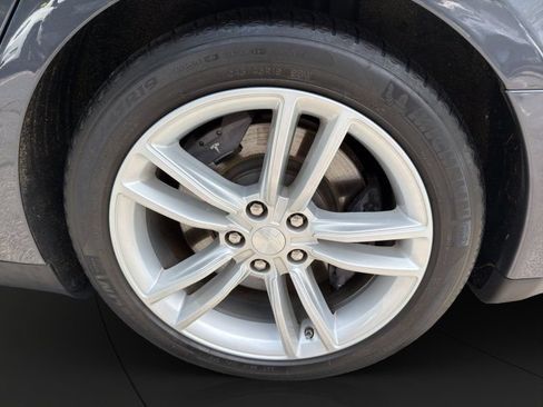 Used 2015 Tesla Model S 70D AWD/4WD image 22