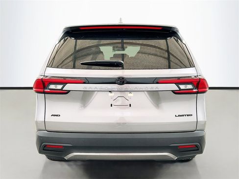 New 2026 Toyota Grand Highlander Limited image 5
