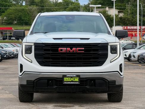 Used 2023 GMC Sierra 1500 Pro w/ Pro Value Package AWD/4WD image 3
