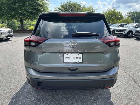 Used 2024 Nissan Rogue S AWD/4WD image 4