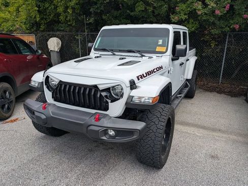 Used 2023 Jeep Gladiator Rubicon w/ Trailer Tow Package AWD/4WD image 2