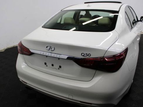 Used 2018 INFINITI Q50 Luxe image 6