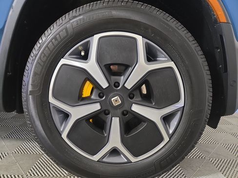 Used 2022 Rivian R1T Adventure AWD/4WD image 11