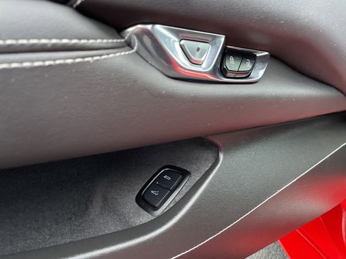 Certified 2025 Chevrolet Corvette Stingray Coupe w/ 1LT image 28