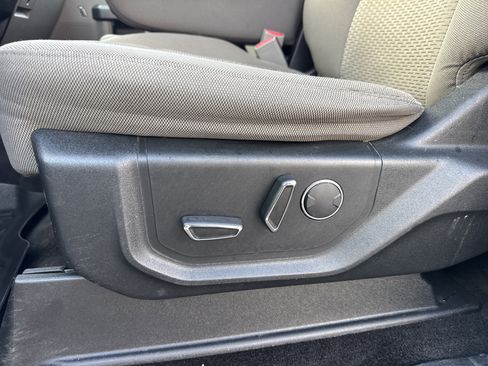 Used 2017 Ford F150 XLT w/ Equipment Group 302A Luxury image 23