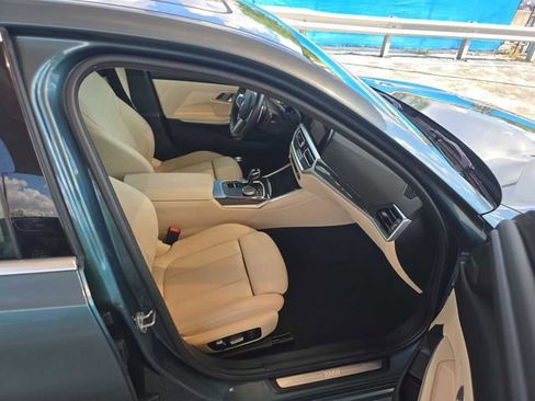 Used 2020 BMW 330i Sedan w/ Convenience Package RWD image 8