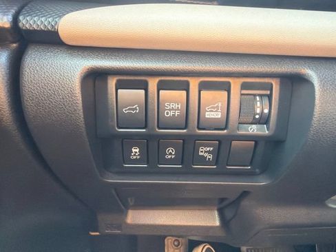 Used 2024 Subaru Forester Limited AWD/4WD image 19