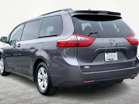 Used 2020 Toyota Sienna LE image 13