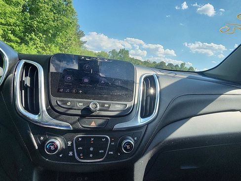 Used 2020 Chevrolet Equinox Premier FWD image 14