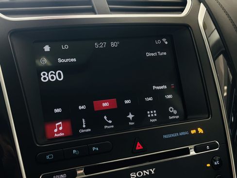 Used 2017 Ford Explorer Platinum AWD/4WD image 65