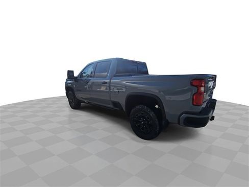 Used 2024 Chevrolet Silverado 2500 LTZ w/ LTZ Plus Package image 6