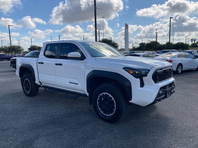 Used 2024 Toyota Tacoma TRD Off-Road AWD/4WD image 1