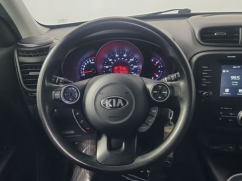 Used 2018 Kia Soul w/ Convenience Package FWD image 20