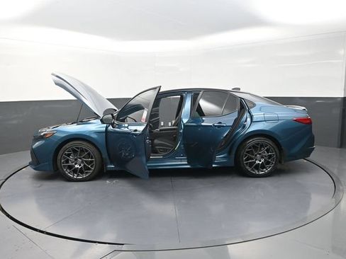 Used 2026 Toyota Camry XSE AWD/4WD image 36