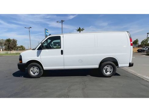 New 2025 Chevrolet Express 2500 w/ Driver Convenience Package image 7