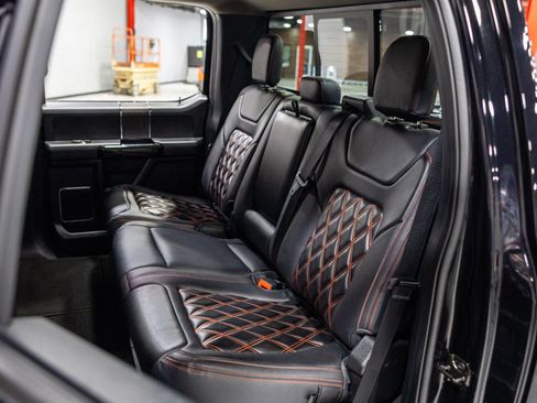 Used 2020 Ford F250 Lariat w/ Lariat Ultimate Package AWD/4WD image 38