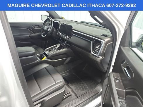 Used 2023 GMC Canyon Elevation w/ Elevation Premium Package AWD/4WD image 15