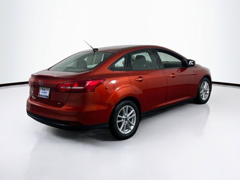 Used 2018 Ford Focus SE image 5