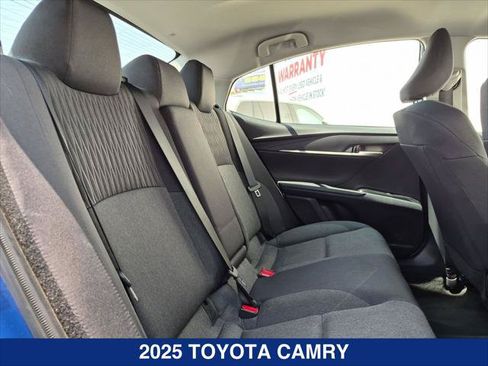 Used 2025 Toyota Camry LE FWD image 22