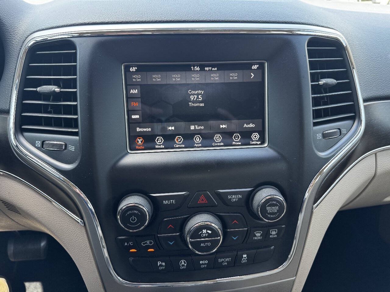 Used 2018 Jeep Grand Cherokee Limited AWD/4WD image 18