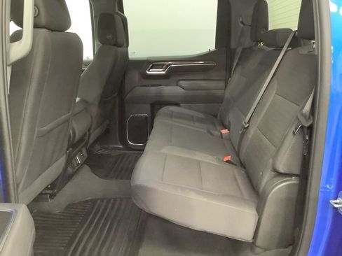 Used 2025 Chevrolet Silverado 1500 LT AWD/4WD image 6