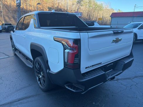 New 2026 Chevrolet Silverado EV LT image 2