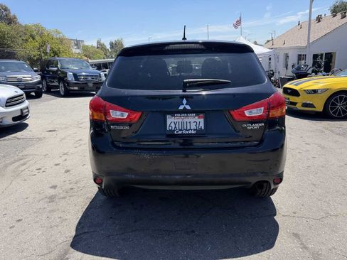 Used 2013 Mitsubishi Outlander Sport ES FWD image 5