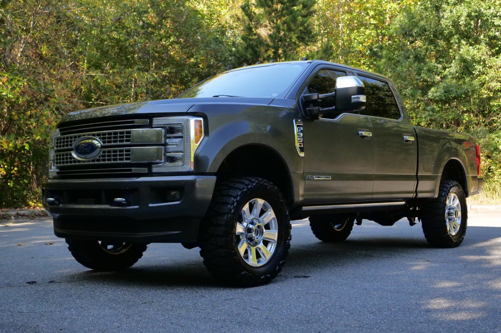 Used 2019 Ford F350 Platinum AWD/4WD image 6