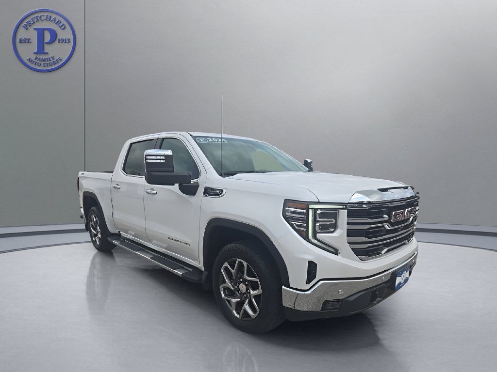 Used 2024 GMC Sierra 1500 SLT w/ SLT Premium Plus Package AWD/4WD image 1
