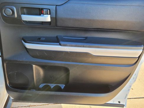 Used 2019 Toyota Tundra SR5 image 14