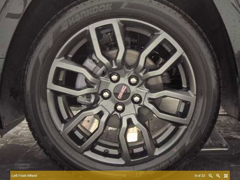 Used 2023 GMC Terrain Denali w/ Black Diamond Edition image 11