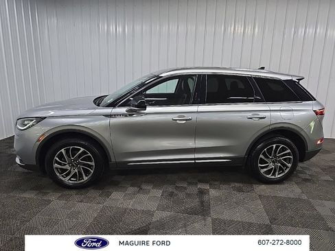 Used 2022 Lincoln Corsair AWD w/ Equipment Group 101A image 6