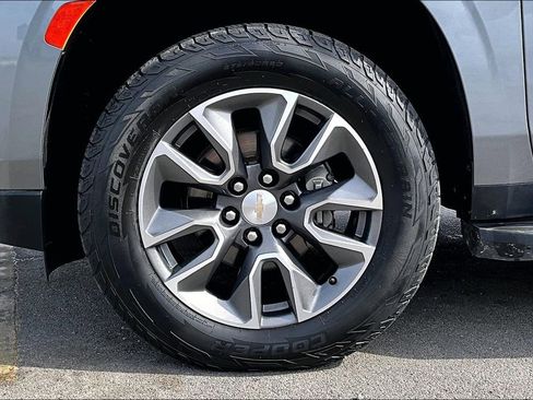 Used 2022 Chevrolet Tahoe LT AWD/4WD image 34