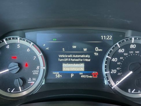 Certified 2024 Toyota Highlander XLE image 27