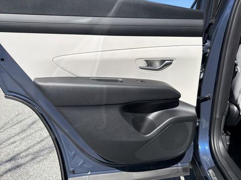 New 2026 Hyundai Tucson SE image 21