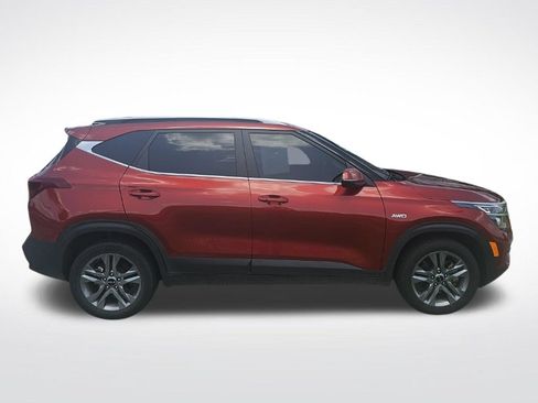 Used 2023 Kia Seltos S w/ Navigation Package AWD/4WD image 10