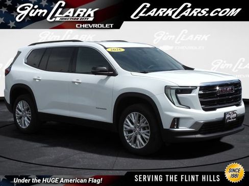 Certified 2026 GMC Acadia Elevation w/ Elevation Premium Package AWD/4WD image 1