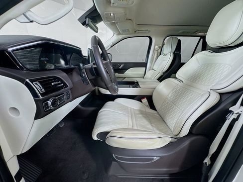 Used 2020 Lincoln Navigator L Black Label w/ Cargo Convenience Package AWD/4WD image 24