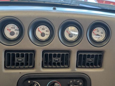 Used 1994 Dodge Viper RT/10 RWD image 19