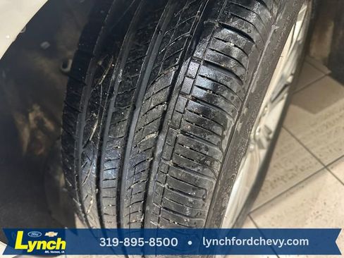 Used 2024 Ford Edge Titanium image 30