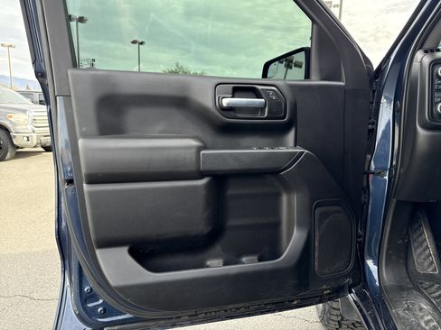 Used 2021 Chevrolet Silverado 1500 Custom Trail Boss image 13