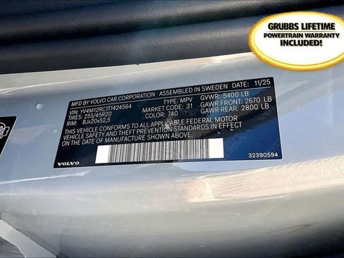 New 2026 Volvo XC60 B5 Plus w/ Climate Package image 32